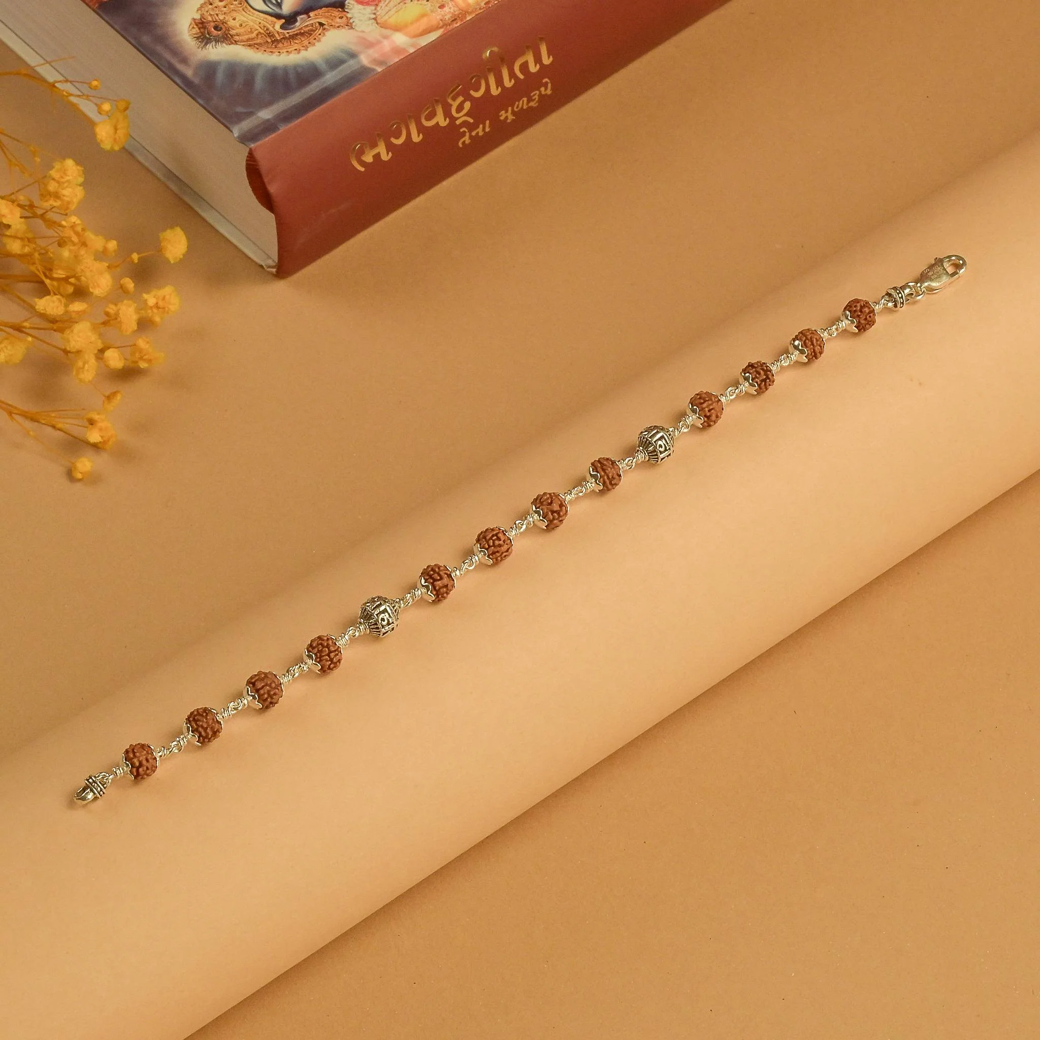 Rudraksha With Shree Hari Silver Bead Bracelet - Image 2