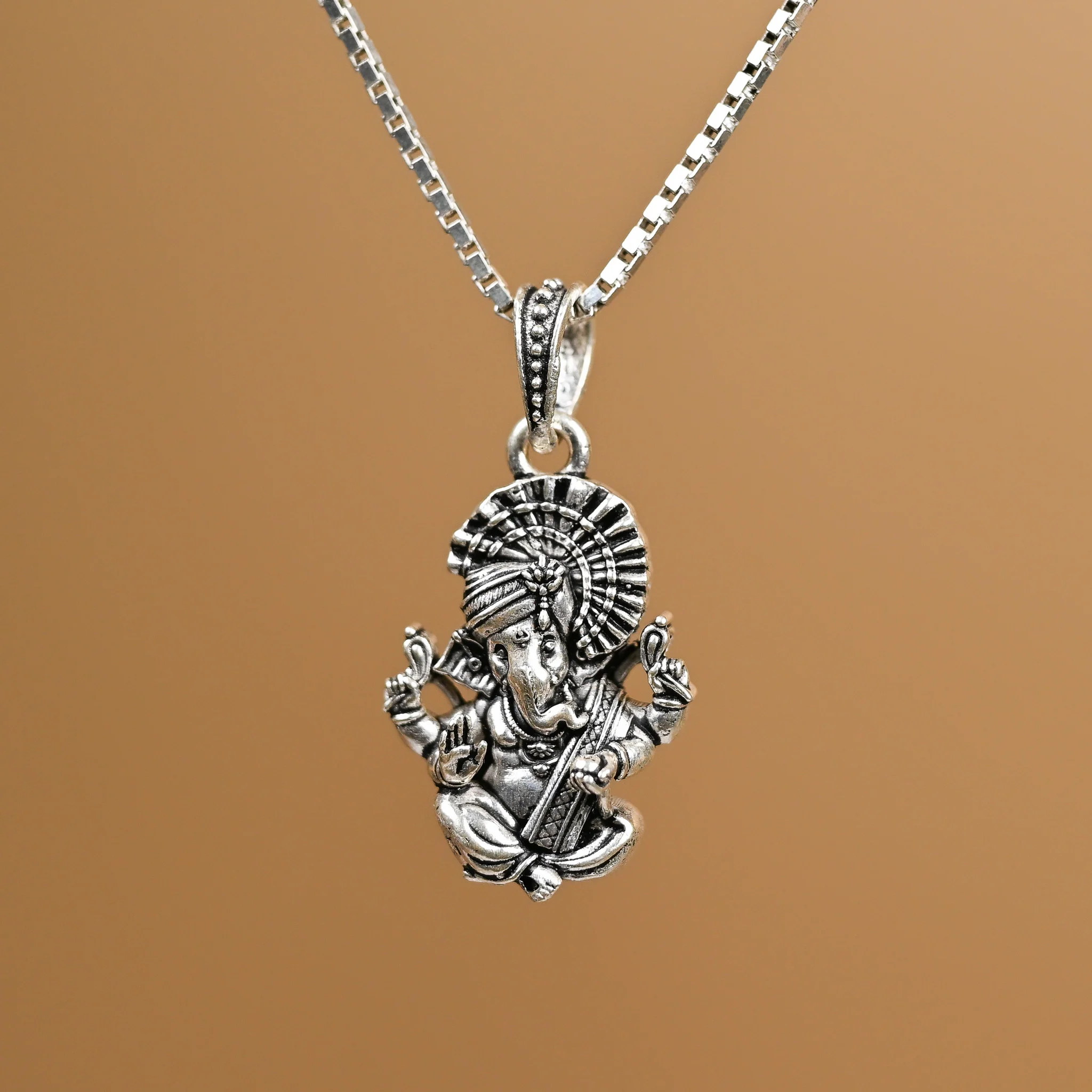 Ganpati Silver Pendant - Image 3