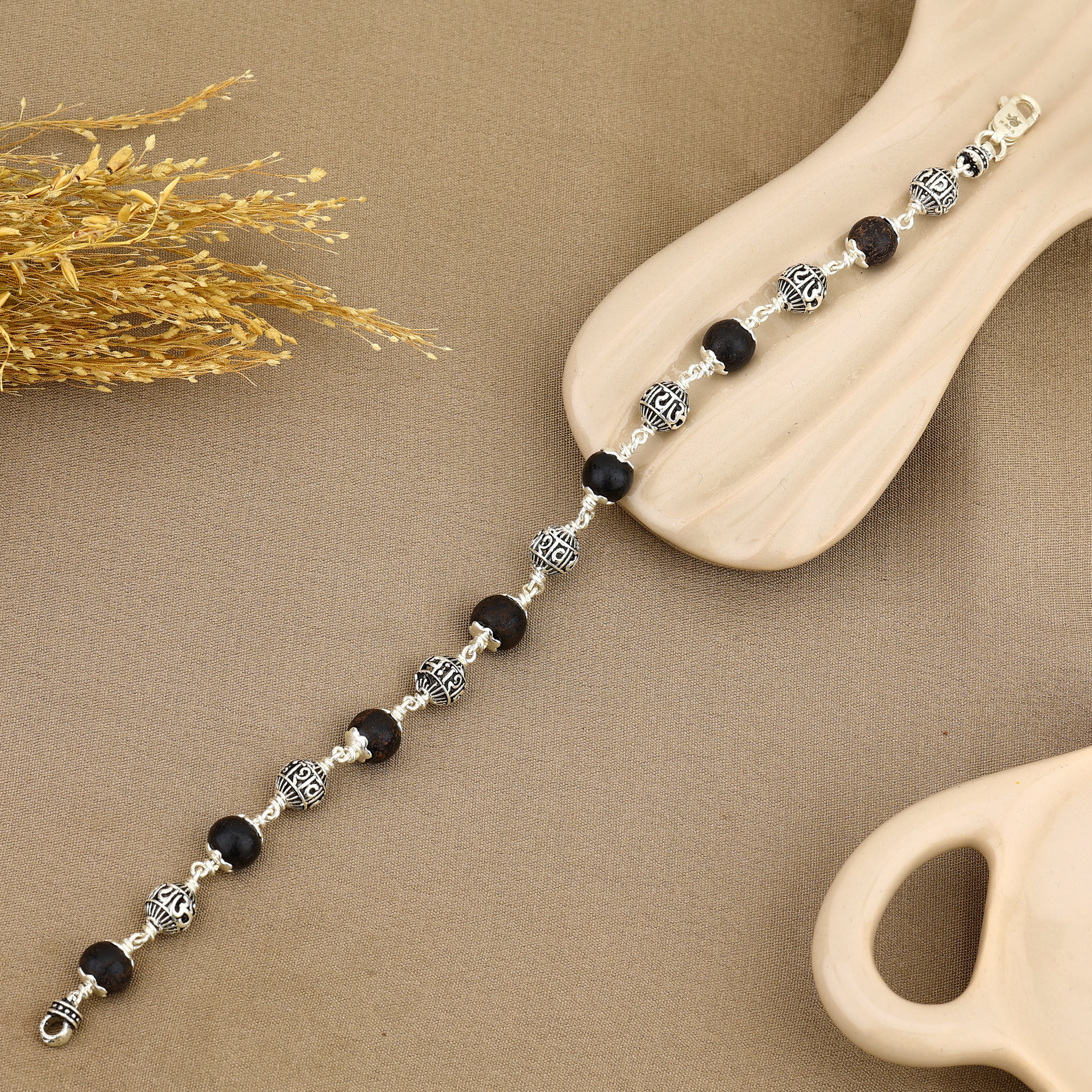 Karungali with Om Namah Shivay Silver Bracelet - Image 2