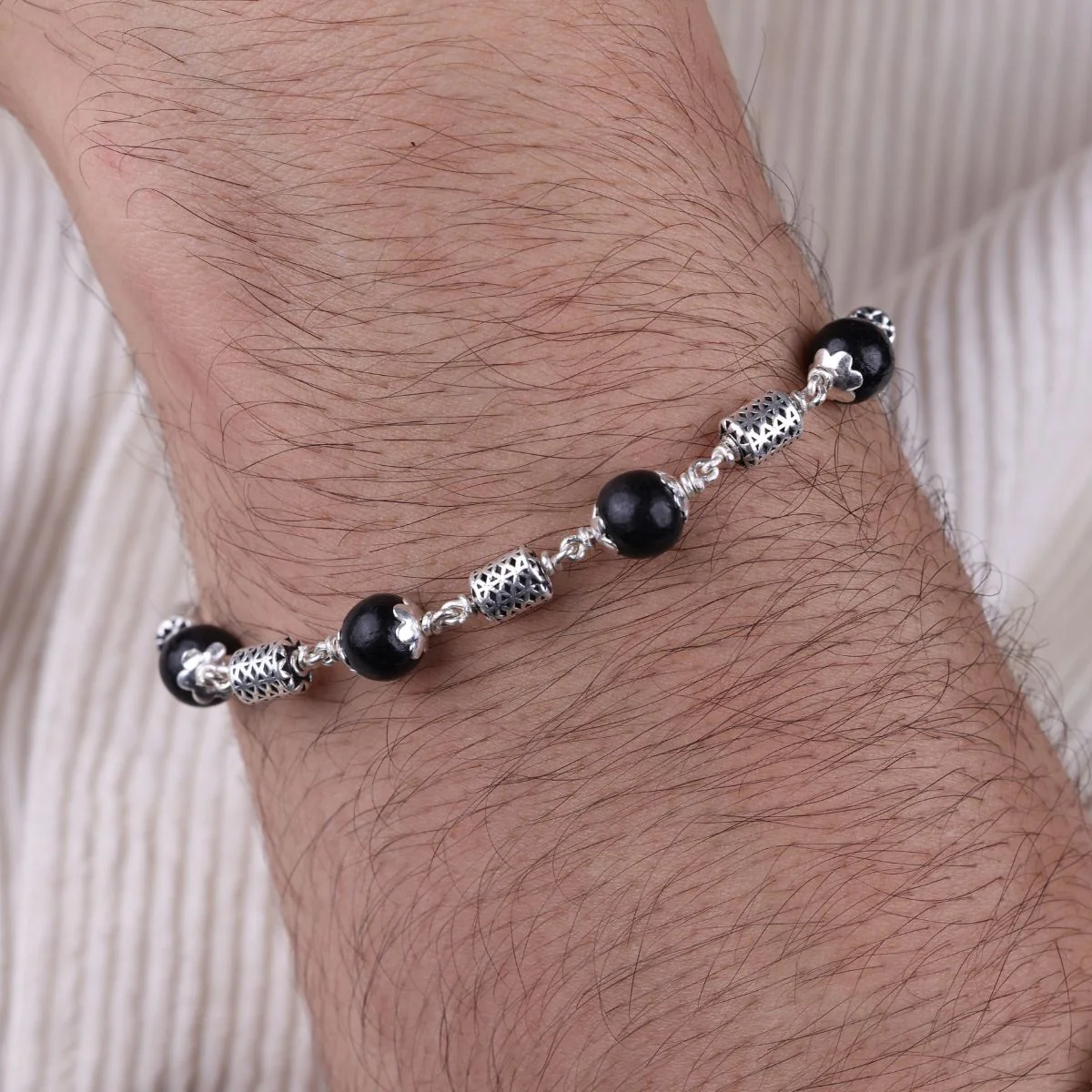 Karungali with Oval Filigree Beads Silver Bracelet - Image 3