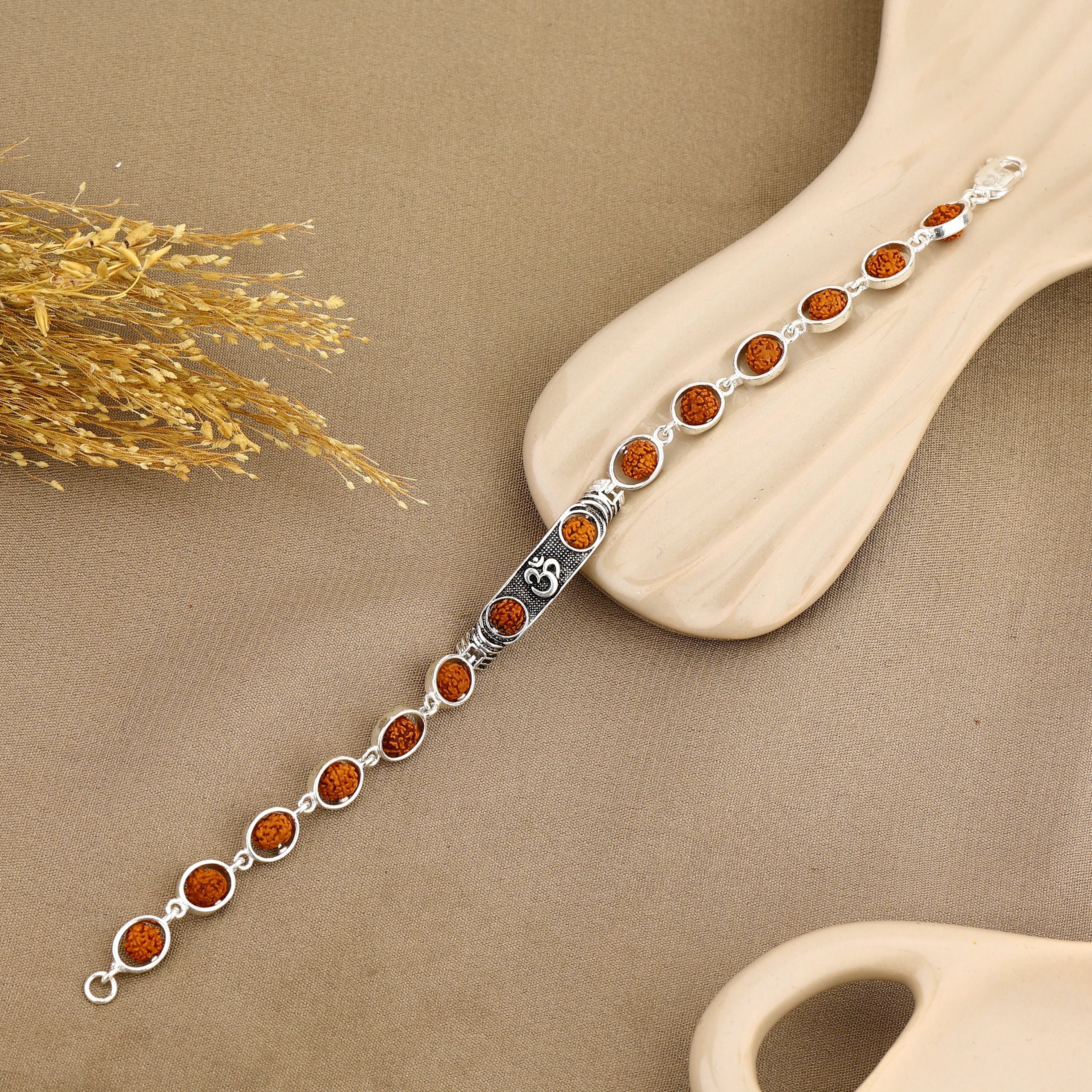 Rudraksha Capping Silver Om Chakra Bracelet - Image 2