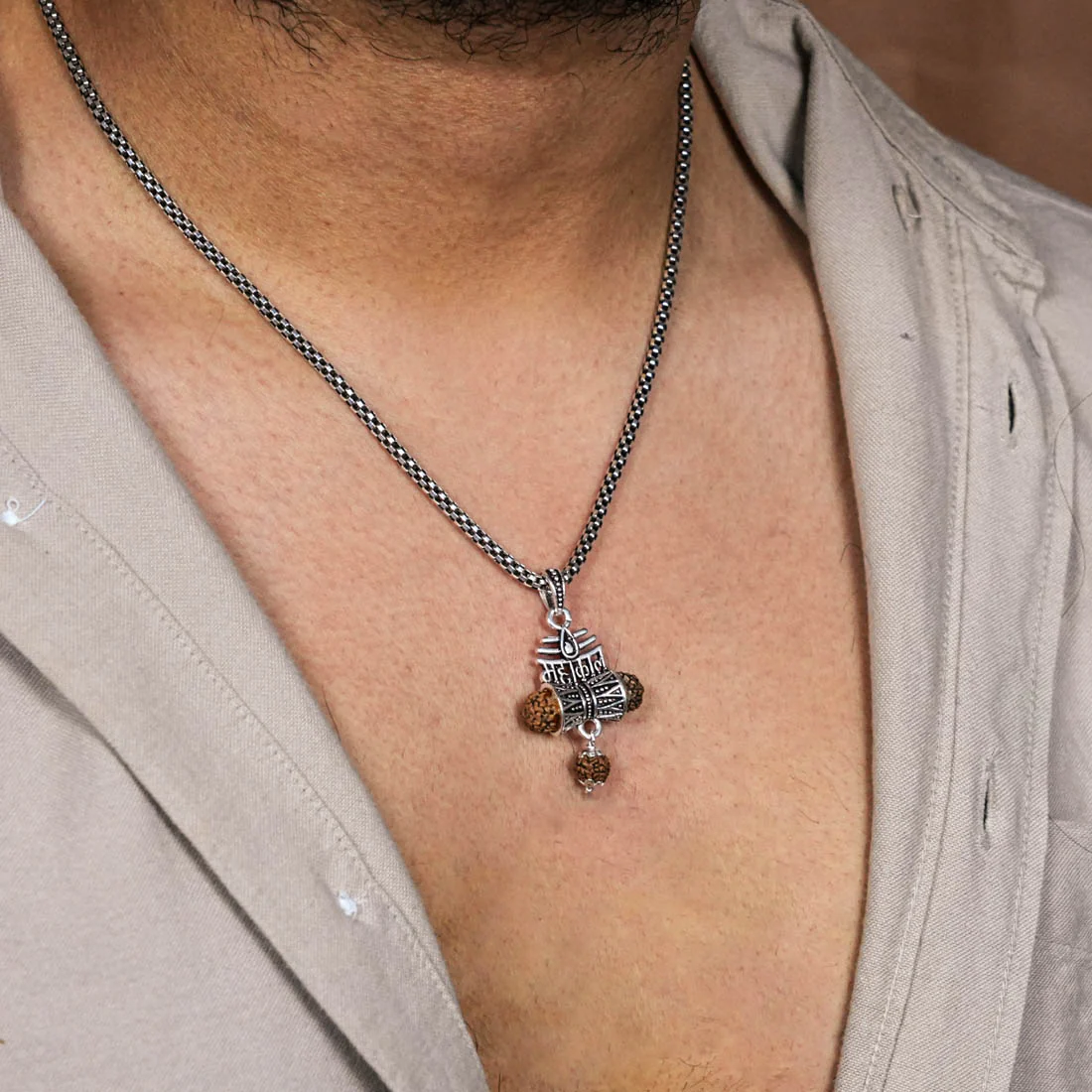 Rudraksha Mahakaal Damru Pendant - Image 3