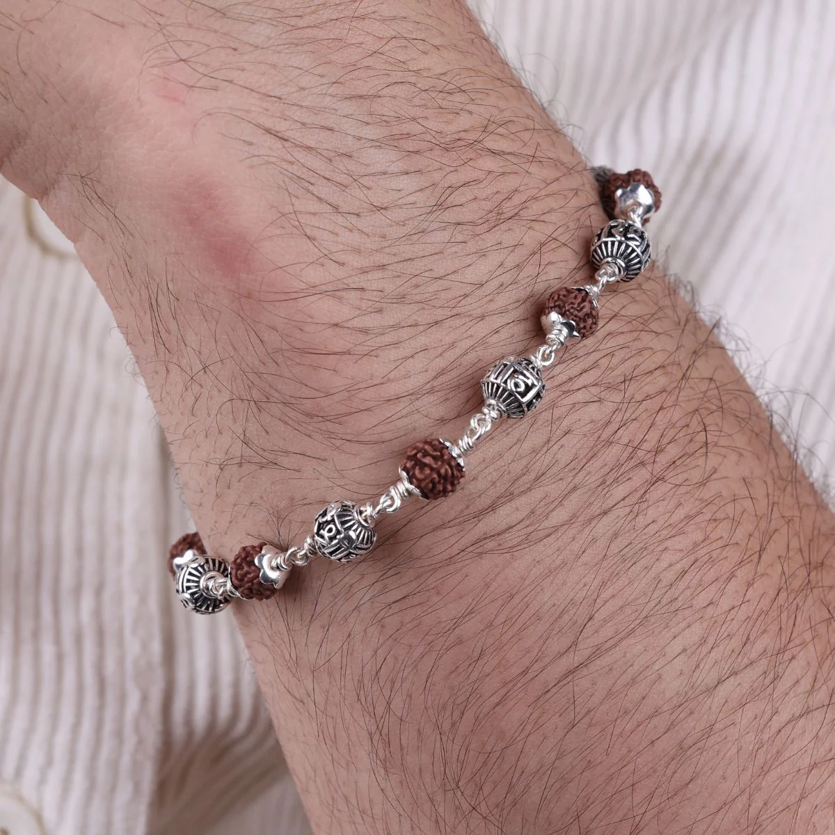 Rudraksha With Shree Hari Silver Bead Bracelet - Image 3